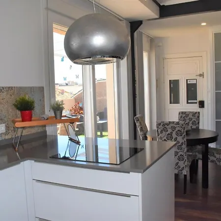 Solaga - Cisneros Apartment